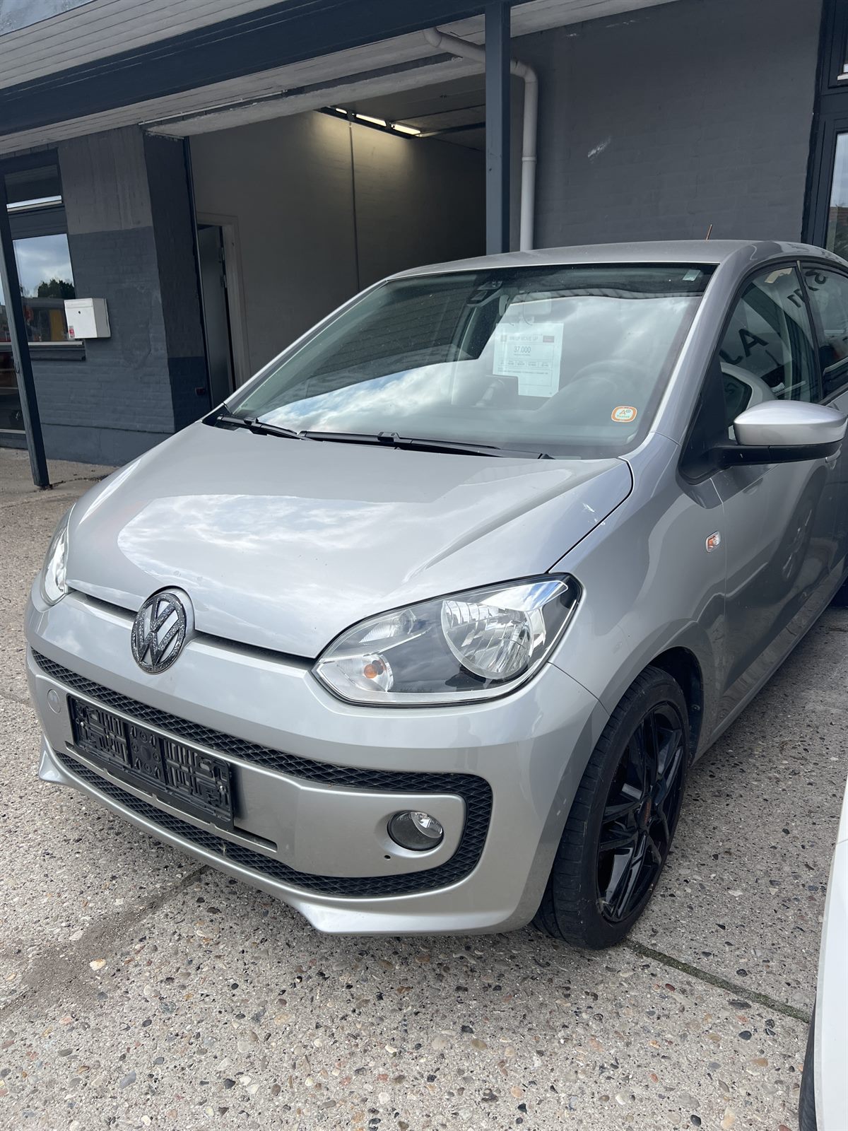 VW UP! MOVE UP!